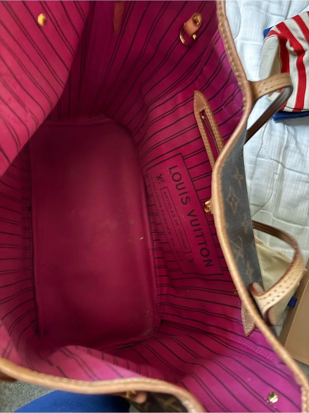 Louis Vuitton Monogram Canvas Tote in Brown